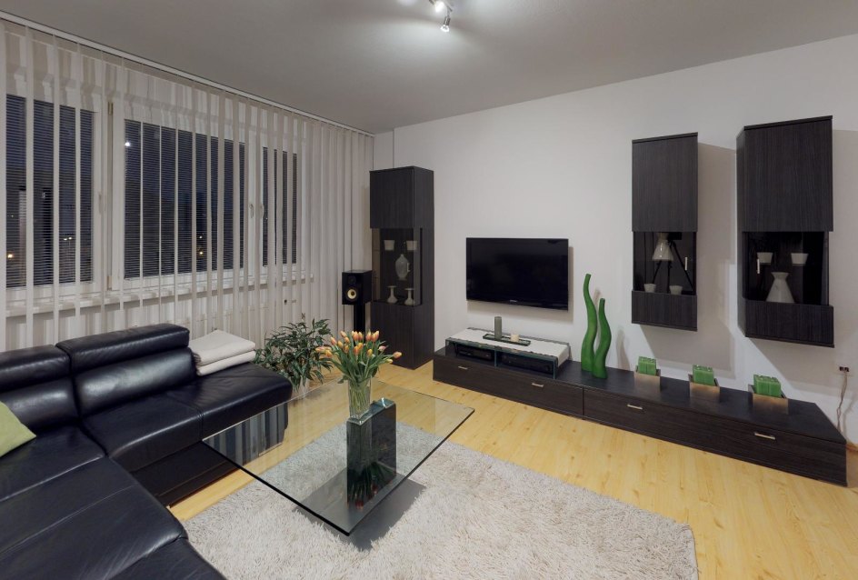 Obývacia izba 4-izbového bytu na ulici Milana Matečka v Devínskej Novej Vsi